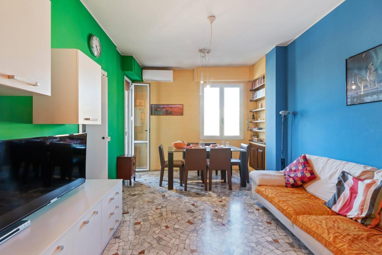 Flatty Apartments - Transiti Milan Luaran gambar